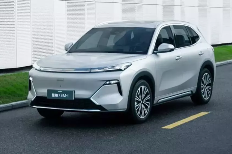Hiệu suất của động cơ của Geely Galaxy Starship 7 cao tới 98,02% và hiệu suất toàn diện của hệ thống truyền động điện cao tới 92,5%.