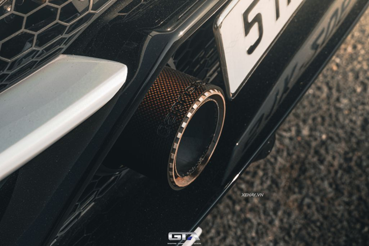 Cung cấp sức mạnh cho Lamborghini Huracan EVO RWD là động cơ V10 dung tích 5,2 lít cho công suất gần 602 mã lực và mô-men xoắn 560 Nm.