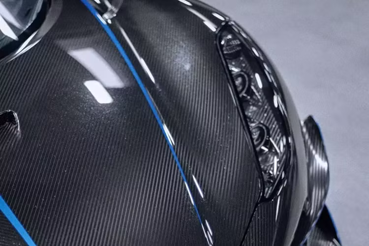 Hiện tại, các siêu xe tham dự hành trình Gumball 3000 2024 đang được tập kết, để vận chuyển đến Việt Nam. Trong số đó, khá bất ngờ là có 1 chiếc xe Koenigsegg Regera của đại gia bí ẩn Dan_Am_i, 1 dân chơi siêu xe nổi tiếng toàn cầu với gần 100 chiếc.