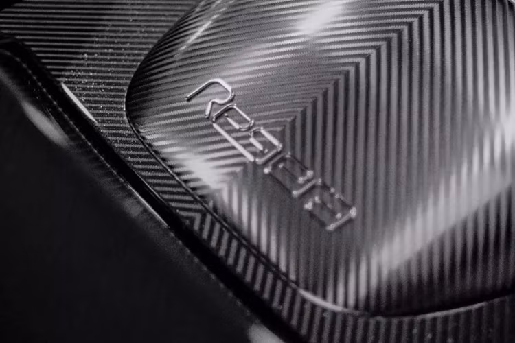 Trong đó, số lượng xe hypercar và megacar phải trên 20 chiếc, với các biến thể độc lạ. Cụ thể, đại gia này đã đăng tải hình ảnh chiếc xe Koenigsegg Regera kèm thông điệp hẹn gặp lại tại Việt Nam.