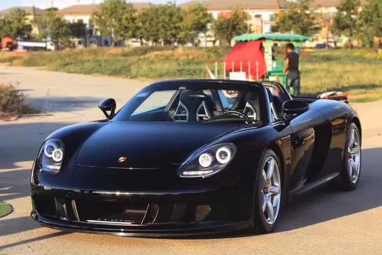 Như vậy, chỉ còn 1 tháng nữa hành trình siêu xe Gumball 3000 sẽ diễn ra và công tác chốt nhân sự tham dự đã xong, các siêu xe cũng đang trên đường vận chuyển về nước ta để sẵn sàng lăn bánh.