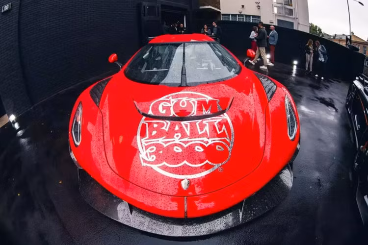 Hành trình siêu xe Gumball 3000 2024 sẽ chính thức diễn ra vào 14 tháng 9 năm 2024, trong đó, TP HCM, Việt Nam, sẽ là nơi xuất phát trong 2 ngày đầu, trước khi đoàn sang đất nước thứ 2 là Campuchia.
