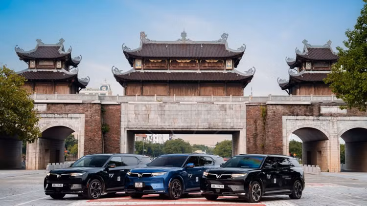 Suong nhu thue oto dai han - nhe ganh, trai nghiem nhieu xe xin