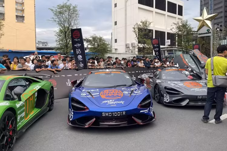 Amanda Toh Steckler cho biết vào năm ngoái, cũng chạy 1 chiếc siêu xe McLaren từ Scoltand đến Anh quốc trong hành trình kéo dài 9 ngày, vả năm nay, phú bà Singapore rất háo hứng trong hành trình Gumball 3000 2024 chạy từ Việt Nam sang Campuchia, Thái Lan, Malaysia, trước khi kết thúc tại Singapore.