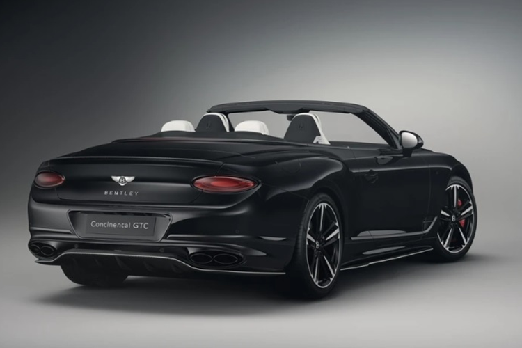 Theo thông tin từ đại diện hãng, khách hàng có thể trải nghiệm những siêu xe độc bản này tại Đại lý chính hãng Bentley Hồ Chí Minh từ tháng 6/2024.