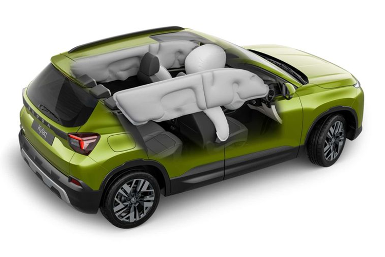 Ngoài ra, cản trước mạ crom cũng là một điểm thu hút sự chú ý trên mẫu SUV này. Xe có tổng cộng 5 màu ngoại thất, bao gồm cả màu Olive Gold mới. Skoda Kylaq cũng sở hữu không gian nội thất hiện đại hàng đầu phân khúc với màn hình cảm ứng 10,1 inch cho thông tin giải trí và cụm đồng hồ kỹ thuật số 8 inch.