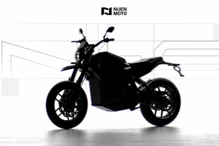  Nuen Moto N1-S 2024 mới chính là "mẫu xe môtô điện hiệu suất cao đầu tiên" được ra mắt tại thị trường Việt Nam. Xe sẽ có 2 phiên bản là Founder's Edition và Signature Edition. Trong đó, phiên bản Founder's Edition là phiên bản cao cấp chỉ được sản xuất giới hạn 50 chiếc.