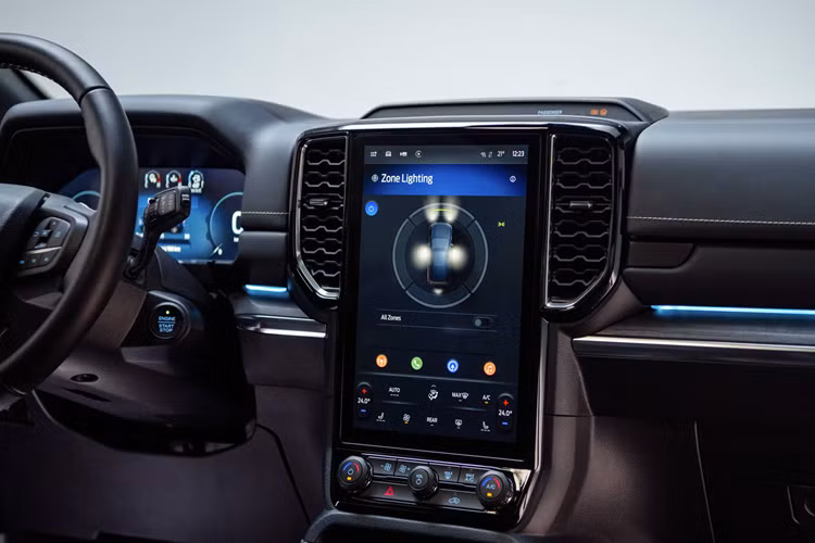 Zone Lighting - tinh nang chieu sang doc dao tren Ford Ranger va Everest-Hinh-2