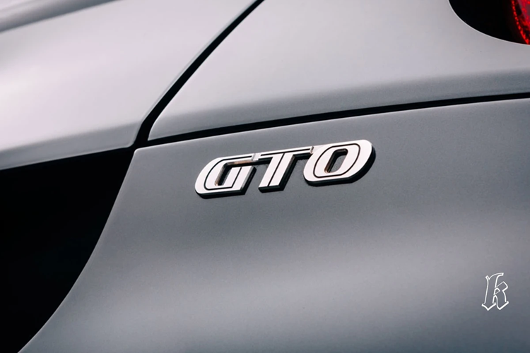 Viết tắt của từ Gran Turismo Omologato, Ferrari 599 GTO ra mắt lần đầu vào năm 2010, là phiên bản sử dụng hợp pháp của siêu xe dành cho đường đua 599XX, vốn đã được trình làng vào năm 2009.