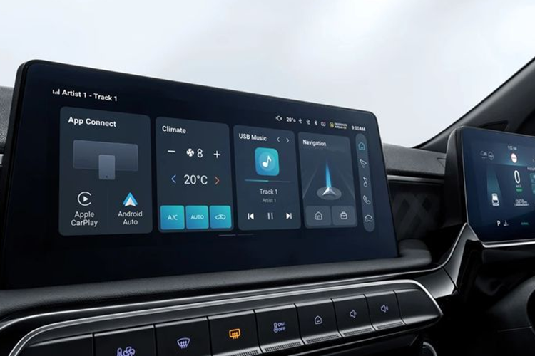 Điểm nhấn của MG3 nằm ở hệ thống truyền động mới kết hợp công nghệ hybrid. MG gọi hệ truyền động này là Hybrid Plus, gồm động cơ xăng 4 xi-lanh dung tích 1,5 lít, kết hợp với một mô tơ điện ở cầu trước, cho 2 mức công suất là 135 và 191 mã lực, mô-men xoắn 250 Nm.
