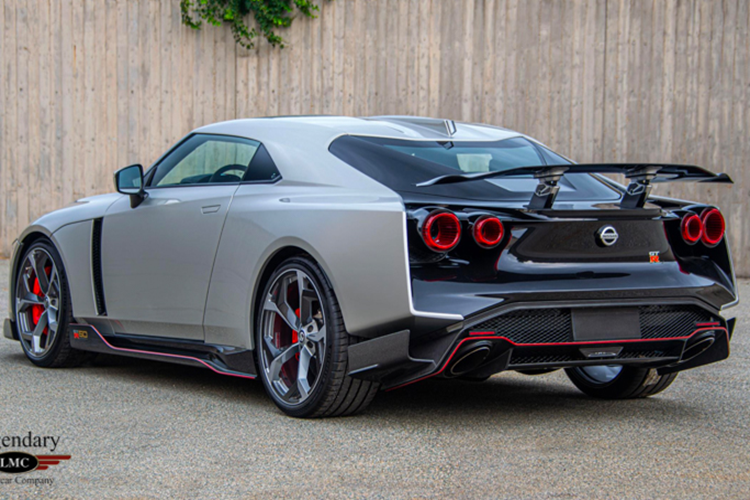 Không chỉ dừng lại ở việc là một mẫu xe được sản xuất cực kì giới hạn, mỗi chiếc xe sẽ là một tác phẩm được chế tạo theo yêu cầu cũng như sở thích của chủ sở hữu, chính điều này đã làm cho những chiếc GT-R50 trở nên cực kì độc đáo, khác biệt.