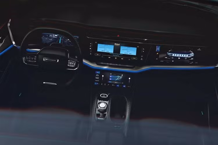 Với sức mạnh này, mẫu SUV Jeep Wagoneer S thuần điện có khả năng tăng tốc từ 0 tới 100km chỉ trong vòng 3,5 giây. Xe sẽ được trang bị hệ dẫn động 4 bánh toàn thời gian và có thể di chuyển trên nhiều địa hình phức tạp. Dự kiến, phạm vi hoạt động của Wagoneer S là 644 km với một lần sạc.