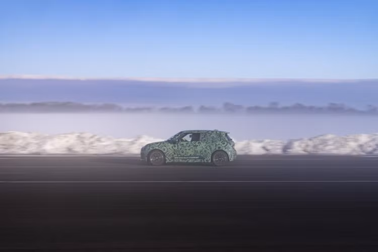 Mini thu nghiem ket hop cong nghe thuc te ao khi dang lai xe-Hinh-7