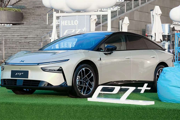 P7+ là 2025 mới của Xpeng có tên mã nội bộ là F57. Theo trang CnEVPost đưa tin vào ngày 9 tháng 7, XPeng P7+ sẽ không sử dụng bất kỳ cảm biến LiDAR nào, thay vào đó là công nghệ camera thuần túy, tương tự như Tesla.