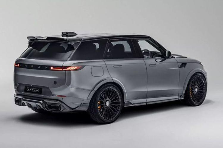 Urban Automotive không đề cập đến bất kỳ sửa đổi nào về hiệu năng hoặc khung gầm, thậm chí là cả mức giá độ xe Range Rover Sport. Tuy nhiên, chiếc SUV này đã được hạ gầm thấp hơn so với nguyên bản.