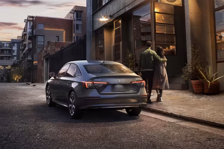 Sport Touring Hybrid được tích hợp Google, lần đầu tiên được trang bị trên Civic.