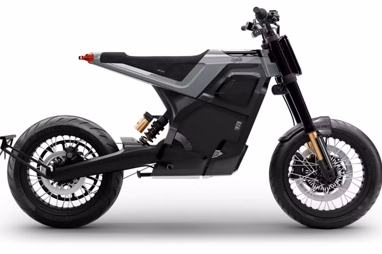 Xe còn có một số chi tiết khác như: chắn bùn trước; bộ bảo vệ khung được làm từ sợi carbon; ghế bọc da Alcantra, ngăn đồ lót da Alcantra và màn hình LCD 2,8 inch.