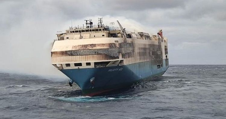 Pin xe dien Porsche co the la nguyen nhan gay chay tau Felicity Ace-Hinh-3