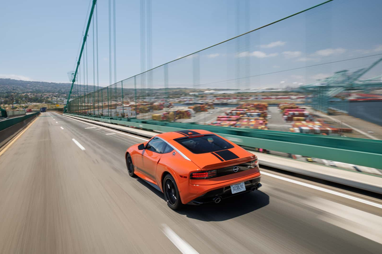 Trong quý đầu tiên, doanh số bán Z ở Mỹ đã tăng 44% lên 671 chiếc và đã thành công “lật đổ” tượng đài cùng phân khúc Toyota Supra.