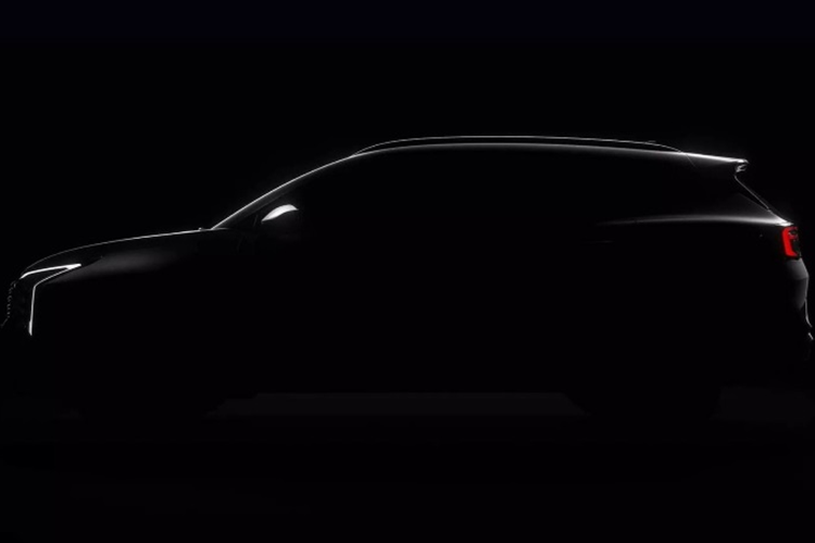 Dự kiến, Kia Sportage phiên bản nâng cấp giữa vòng đời vẫn giữ nguyên hệ truyền động cũ. Xe có 3 tùy chọn động cơ là: bản xăng thường (dung tích 1.6, 2.0 hoặc 2.5L, công suất dao động từ 150 tới 233 mã lực), bản hybrid (có công suất từ 148 tới 227 mã lực) và bản hybrid sạc điện (có công suất 261 mã lực).