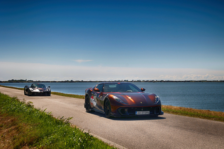 Sau bữa sáng nhàn nhã vào ngày cuối cùng là chuyến dạo chơi thú vị ở vùng nông thôn tươi tốt của Lower Padua. Với tổng quãng đường hành trình chỉ 190km, những chiếc xe Cavalcade đã di chuyển về phía tây nam đến Padova, ở đây những chiếc xe đã cùng quy tụ và xếp thành các khu vực trưng bày để những fan hâm mộ của Ferrari có thể chiêm ngưỡng những tuyệt tác cơ khí.