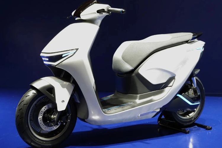 Vào tháng 11/2022, Honda đã công bố sẽ trình làng 7 mẫu xe máy điện mới tại Indonesia từ đó đến năm 2030. Lộ trình 2 mẫu xe máy điện Honda mới sẽ được ra mắt vào năm 2023, 2 mẫu vào năm 2024 và 3 mẫu cuối năm 2024.