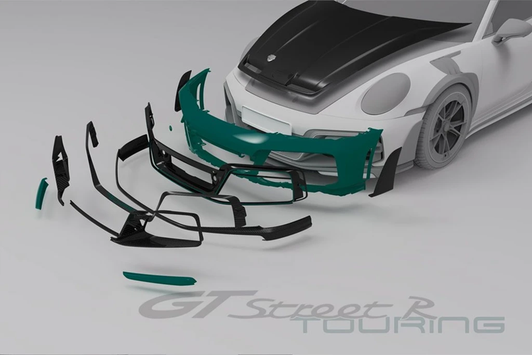 Về mặt ngoại thất, TechArt mang đến hàng loạt nâng cấp khí động học cho cản trước và sau, ốp hông, cánh gió đuôi vịt. Xe cũng được nâng cấp hệ thống ống xả thể thao mới.