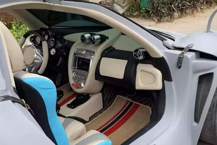 Không ít cư dân mạng đã đánh giá sản phẩm này giống bản thật đến hơn 90%, các chi tiết như đèn pha, vòm bánh xe, đèn hậu, gương chiếu hậu đều sao y bản chính.