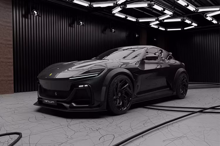 Bộ kit của Venuum bao gồm cản trước được thiết kế lại với các khe hút gió mở rộng, lưới tản nhiệt được thiết kế lại và bộ chia gió góc cạnh nhằm đem lại một diện mạo mới ấn tượng hơn cho chiếc siêu SUV đến từ Ý.