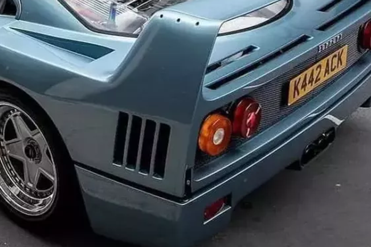 Ấn phẩm của Anh tuyên bố rằng, theo "nguồn tin đáng tin cậy cao", một chiếc Ferrari F40 hiện đại có thể đang được chế tạo như một phần của dòng xe "Icona" sản xuất giới hạn của họ. 