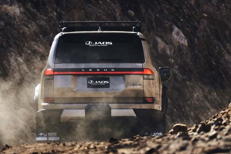 Theo công bố từ hãng độ, mức giá xe Lexus GX 550 Overtrail JAOS bán ra khởi điểm là 64.250 USD (khoảng 1,57 tỷ đồng), bao gồm phí vận chuyển là 1.350 USD (khoảng 33,08 triệu đồng).