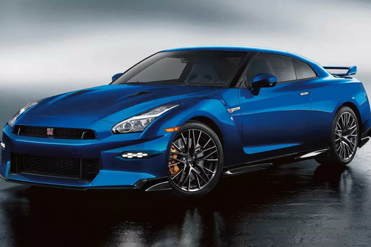 Nội thất của Nissan GT-R Takumi Edition 2024 mới cũng được làm mới với tông xanh Mori Green độc đáo. Tuy nhiên, điểm đặc biệt nhất của dòng xe GT-R phải kể đến khối động cơ VR38DETT V6 trứ danh.