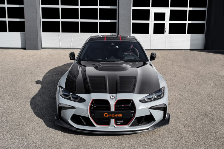 G Power cũng cung cấp một bộ đề can, bổ sung thêm các điểm nhấn màu đỏ xung quanh thân xe. M4 CSL bản nâng cấp được trang bị bộ bánh xe thể thao mới với thiết kế Hurricane RR hoặc Hurricane RS có kích thước 20 inch ở phía trước và 21 inch ở phía sau.