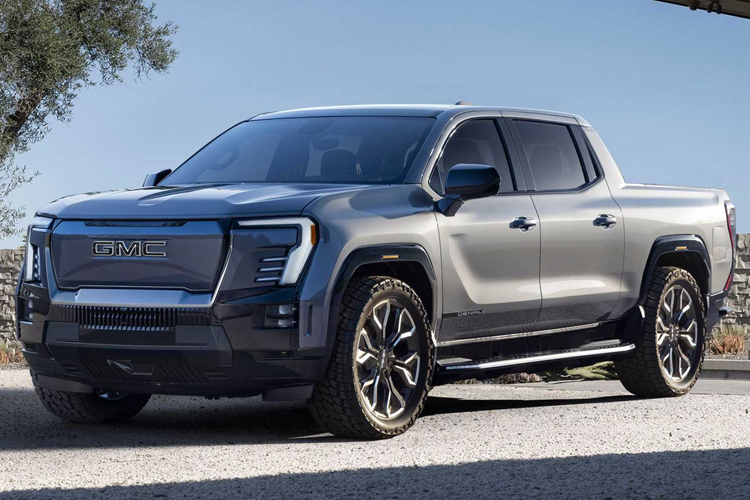 Với những cải tiến này, GMC không chỉ củng cố vị thế của mình trong phân khúc xe tải điện mà còn thể hiện sự cam kết của mình trong việc cung cấp các sản phẩm sáng tạo và hiệu suất cao cho khách hàng.