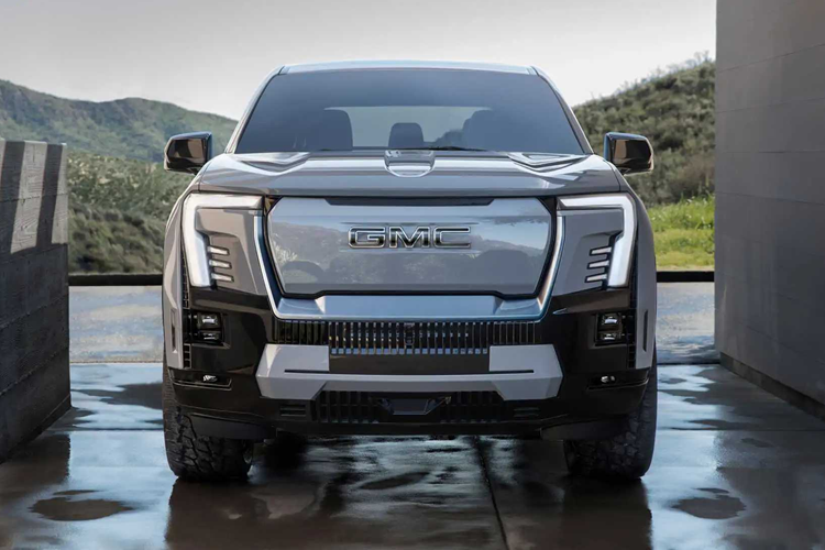 Ngoài ra, GMC Sierra EV Denali 2025 chạy điện cũng được tăng công suất nhẹ, với công suất tối đa tăng từ 754 mã lực lên 760 mã lực. Tuy nhiên, mô-men xoắn vẫn giữ nguyên ở mức 1.063 Nm.