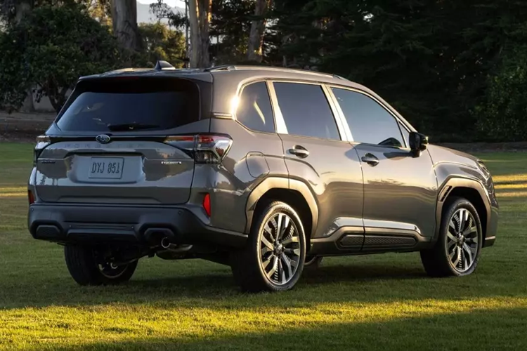 Ông Glenn Tan, quyền Chủ tịch và Giám đốc điều hành của nhà phân phối Tan Chong Limited, đã xác nhận việc Subaru Forester 2024 mới sẽ chính thức trình làng ở thị trường Philippines vào quý III năm nay.