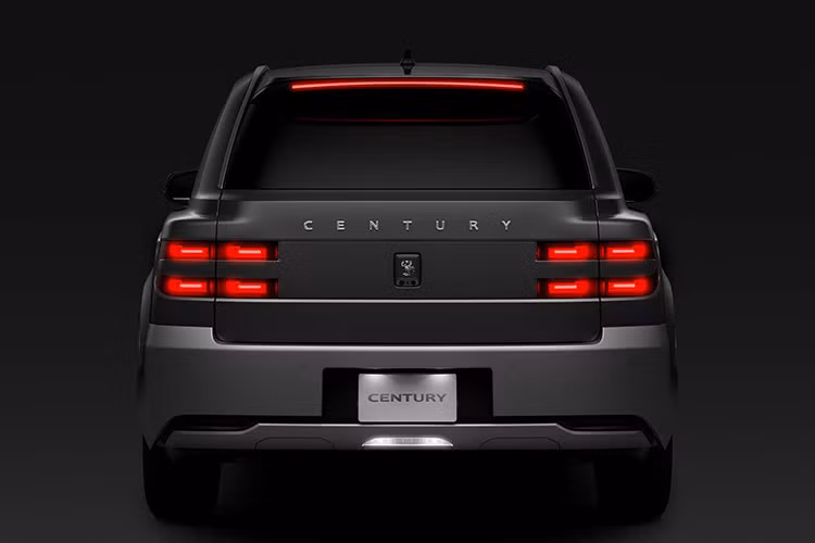 Cuộc gặp mặt tại Trung Quốc đó là một phần trong sự kiện ra mắt dòng SUV đầu bảng của hãng Toyota ở thị trường ô tô lớn nhất thế giới. Theo hãng Toyota, Century là dòng xe nhắm đến "những nhà lãnh đạo trẻ tuổi" ở thị trường Trung Quốc.