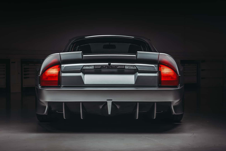 TWR hiện đã nhận đơn đặt hàng tại Hoa Kỳ, Vương quốc Anh, Châu Âu, Châu Á và Trung Đông. Chỉ còn một số lượng xe hạn chế vẫn còn sẵn có. Tại Anh, mức giá xe Jaguar XJS khởi điểm là 225.000 bảng Anh (285.000 Đô) trước thuế và người mua cần đặt cọc trước 35.000 bảng Anh (44.000 Đô) để có thể đặt hàng chiếc xe này.