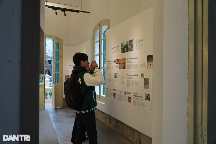 Các nhà quản lý phải ước tính dựa trên việc phân tích các bản đồ cũ của Hà Nội và xác định biệt thự được xây trong khoảng thời gian từ năm 1893 đến 1898. Tổng diện tích là 993m2 với hai tầng.