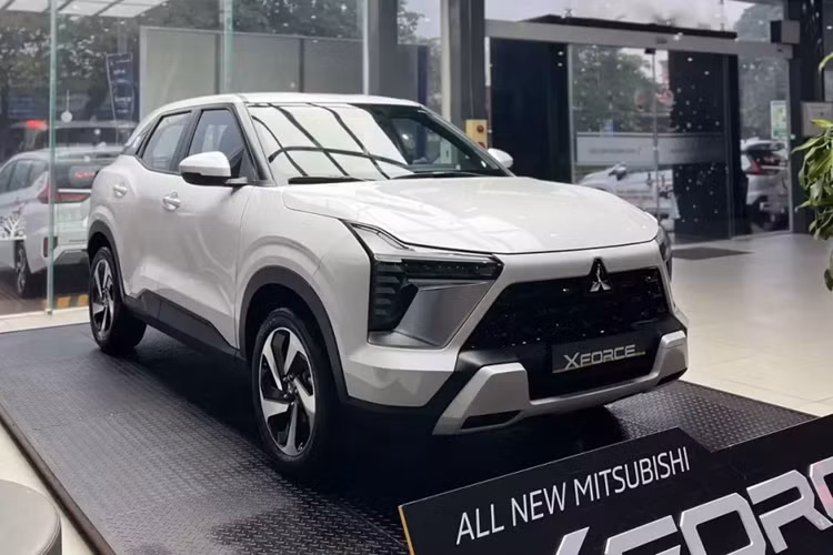 Mitsubishi Xforce 2024 cong bo gia ban dac biet, chi tu 599 trieu dong