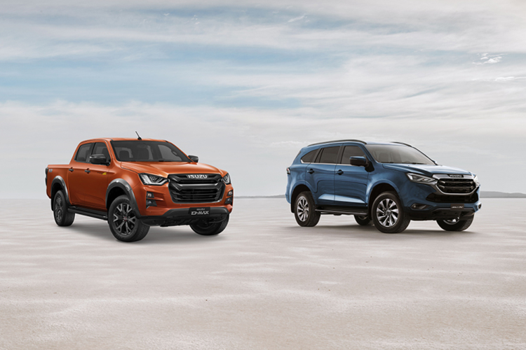 Bên cạnh đó, thương hiệu Nhật Bản này cũng giới thiệu hộp số tự động 8 cấp mới cho Isuzu mu-X và D-Max hybrid mới, góp phần tăng hiệu suất và cải thiện cảm giác lái. Theo trang web chính thức, hệ thống hybrid mới có men xoắn lớn hơn 56% khi khởi động và tiết kiệm nhiên liệu hơn 10% so với động cơ diesel thuần túy.