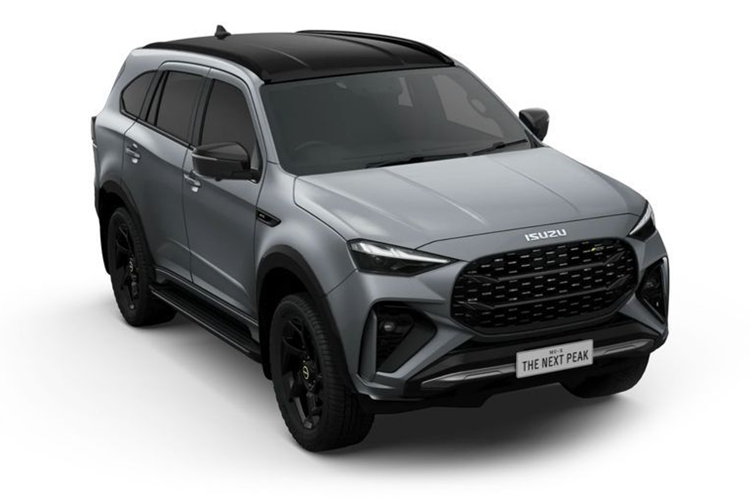 Hệ thống hybrid mới được định vị nằm giữa 2 tùy chọn động cơ hiện tại của mu-X và D-Max. Hiện nay, các mẫu Isuzu D-Max và mu-X có mặt trên thị trường sử dụng động cơ 1.9L diesel 148 mã lực/350Nm tiêu chuẩn, hoặc 3.0L diesel 188 mã lực/450Nm cao cấp.