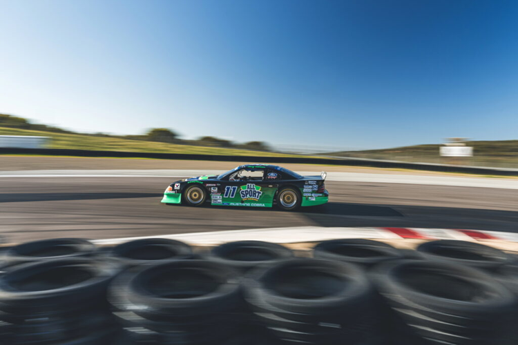 Trong cuộc đua đầu tiên dù chiếc xe từng trượt tay khỏi chiến thắng khi chỉ kém 1/10 giây, nhưng cuối cùng chiếc xe vẫn giành chiến thắng trong các cuộc đua tại Brainerd International Speedway và Sears Point ở hạng GTX.