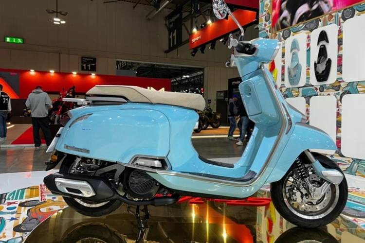 Hiện tại, hãng chưa công bố giá xe Lambretta J StarWave 2025. Theo kế hoạch xe sẽ chính thức được mở bán vào tháng 6/2025.