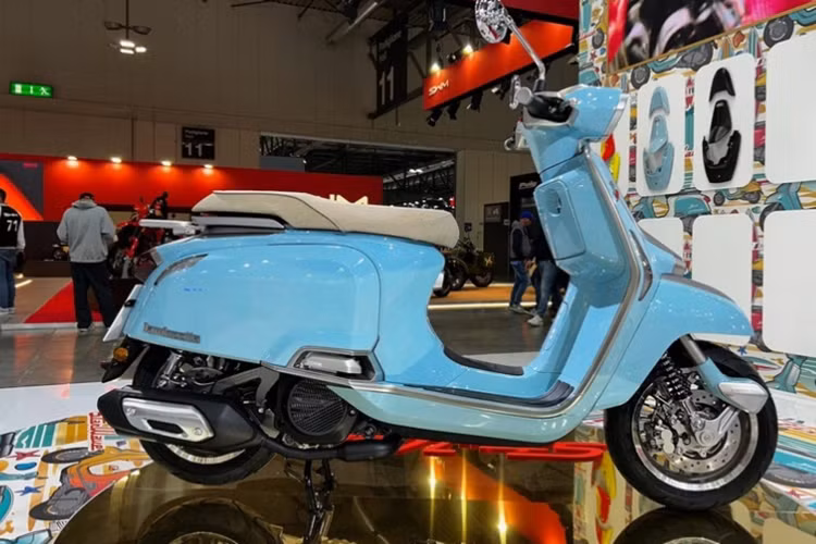 Hiện tại, hãng chưa công bố giá xe Lambretta J StarWave 2025. Theo kế hoạch xe sẽ chính thức được mở bán vào tháng 6/2025.
