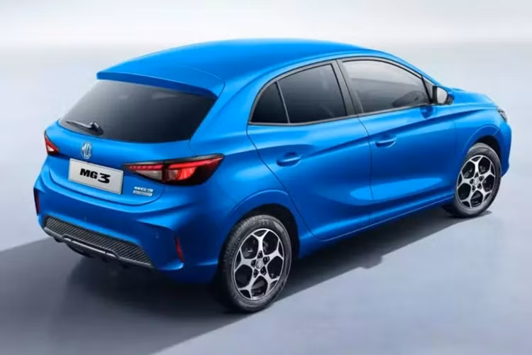 Cuối cùng là trang bị an toàn nâng cấp với những tính năng trợ lái nâng cao ADAS như hệ thống kiểm soát hành trình thích ứng. Hiện giá bán của MG3 2024 vẫn chưa được công bố. Theo tin đồn, giá xe MG3 2024 khởi điểm từ 20.000 Bảng (khoảng 622 triệu đồng) tại thị trường Anh.