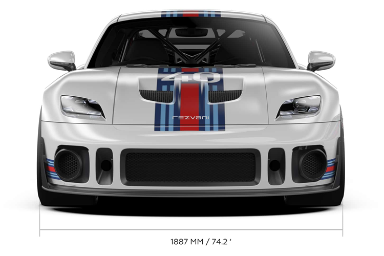 Tuy nhiên, thay cho đèn chiếu sáng nguyên bản từ Porsche 911 thế hệ 992, thương hiệu đã trang bị cho xe bộ đèn chiếu sáng hình chữ nhật hẹp tương tự như trang bị trên mẫu sedan chạy điện Taycan.