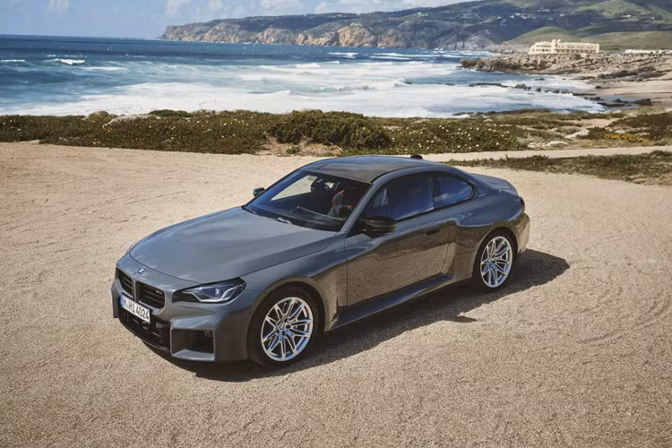 Mẫu xe thể thao 2 cửa này mặc dù vẫn được trang bị động cơ tăng áp kép 3.0L như bản tiền nhiệm nhưng đã được tinh chỉnh lại để công suất tối đa đạt tới con số 473 mã lực, tăng thêm 20 đơn vị và tương đương 4,5% so với trước đây.