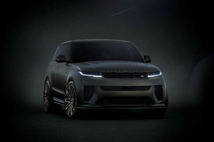 Land Rover vừa giới thiệu Bộ sưu tập Range Rover Sport Celestial 2025 mới với 5 phiên bản lấy cảm hứng từ “thần thoại cổ đại và vũ trụ”. Được phát triển dựa trên Range Rover Sport SV, mỗi chiếc đều có màu ngoại thất riêng biệt, dòng chữ độc đáo và lớp hoàn thiện ngoại thất đặc biệt.