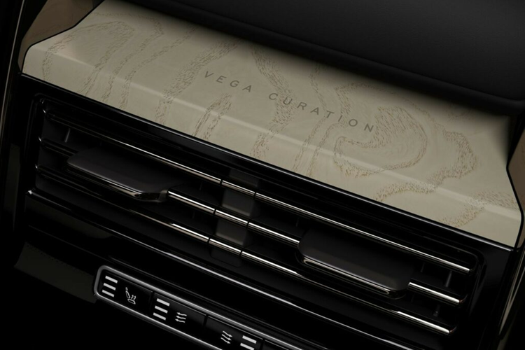 Mẫu xe này có khả năng tăng tốc từ 0-96 km/h trong 3,6 giây, trước khi đạt tốc độ tối đa 290 km/h.